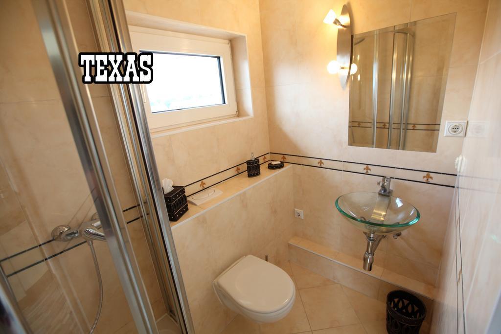Little Hawaii & Texas Leilighet Bad Wildungen Rom bilde